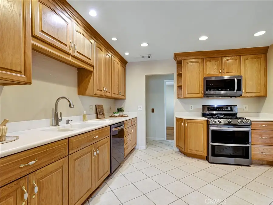 10806 Danberry Drive, Garden Grove, CA 92840 - #3