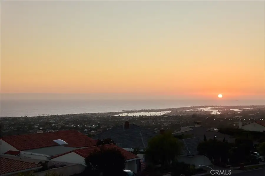 25 Cambria, Corona Del Mar, CA 92625 - #2