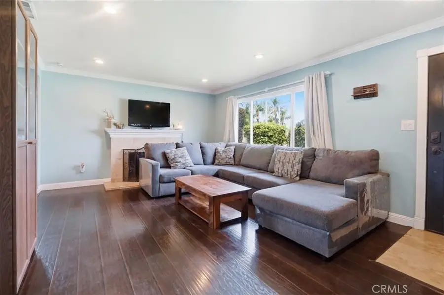 228 W Hacienda, Corona, CA 92882 - #3
