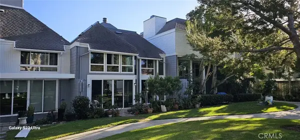 16433 Wimbledon, Huntington Beach, CA 92649