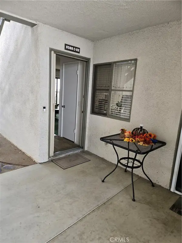 8566 Van Ness Court #22C, Huntington Beach, CA 92646