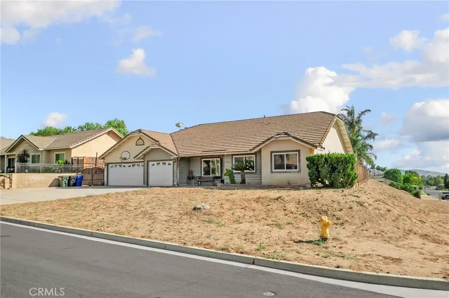 6736 Brenton Street, Jurupa Valley, CA 92509 - #3