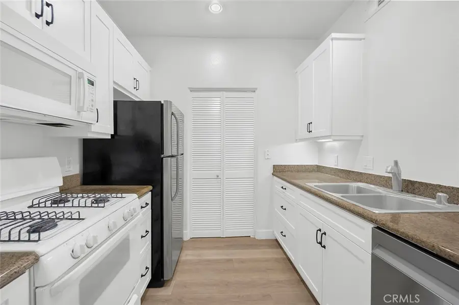2120 Watermarke, Irvine, CA 92612 - #3