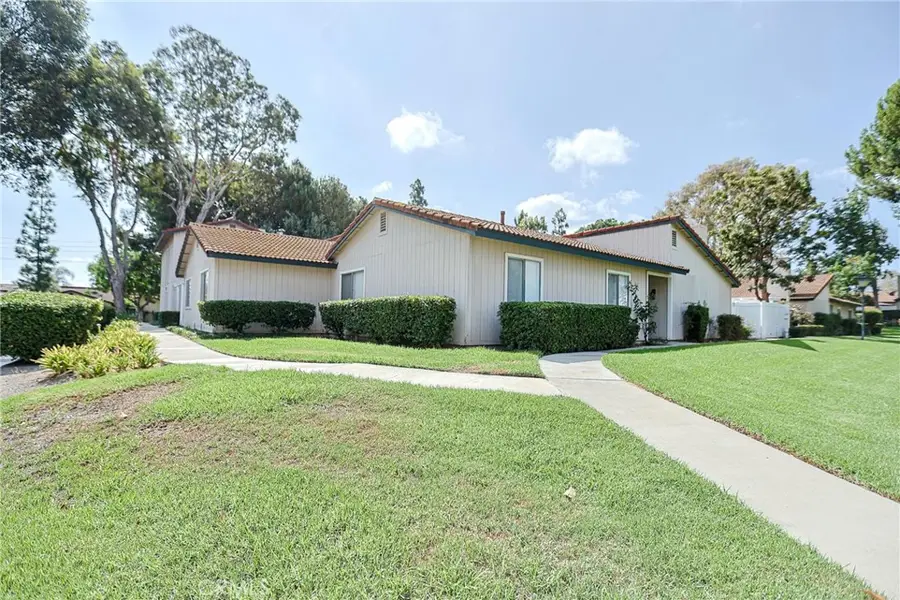 1078 Border, Corona, CA 92882 - #2