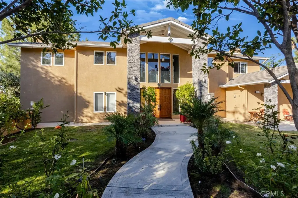 1377 Knoll Road, Redlands, CA 92373 - #1