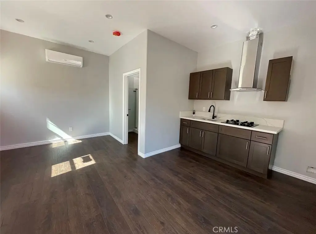4011 W 60th, Los Angeles, CA 90043 - #1