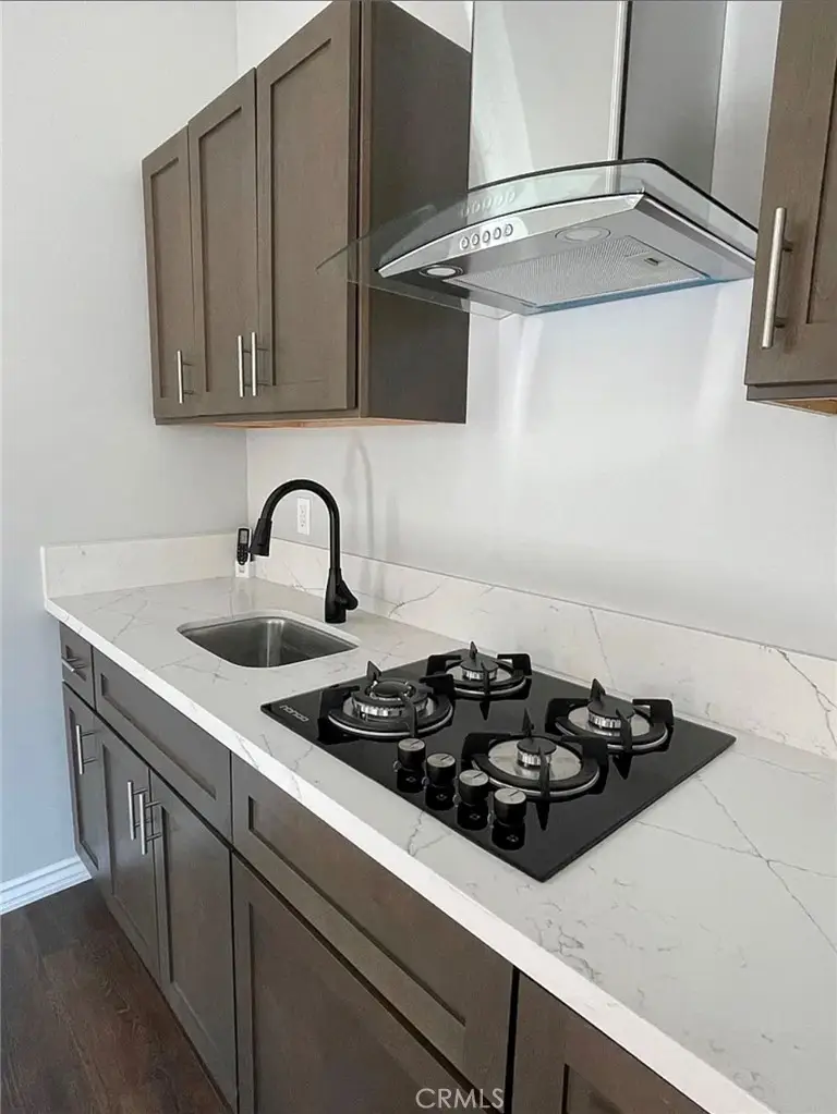 4011 W 60th, Los Angeles, CA 90043 - #2