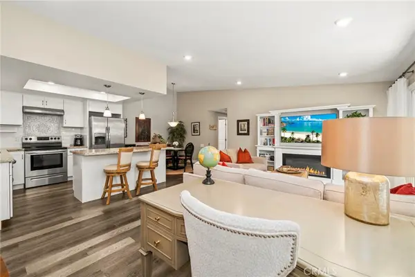 1 Via Castilla #Q, Laguna Woods, CA 92637