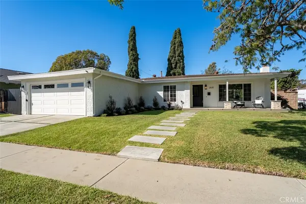 2835 Portola, Costa Mesa, CA 92626
