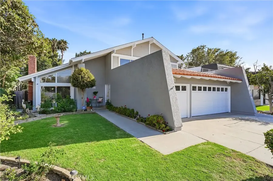 5872 Meadowbrook Drive, Huntington Beach, CA 92649 - #2