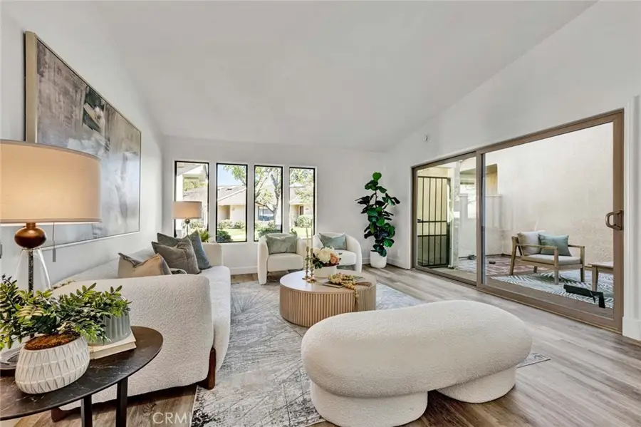 8605 Solano #1005-B, Huntington Beach, CA 92646 - #3