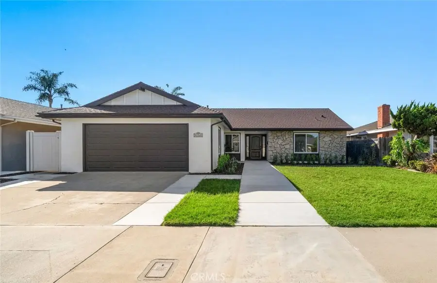 21341 Seaforth Lane, Huntington Beach, CA 92646 - #2