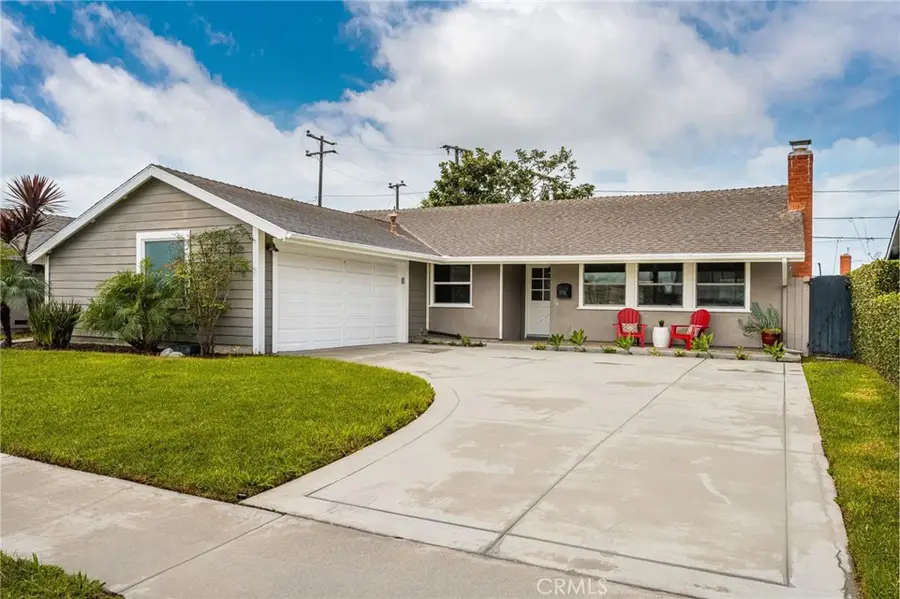 17751 Lewis, Huntington Beach, CA 92647 - #3