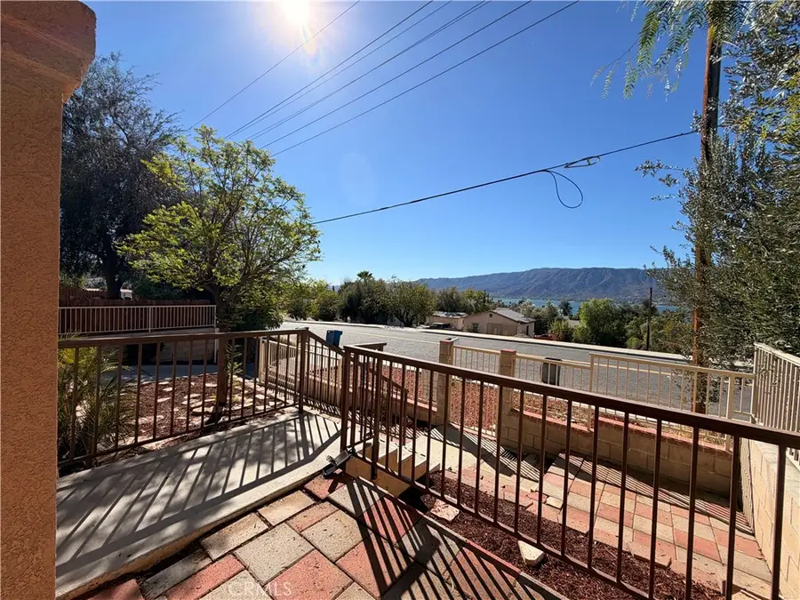 905 W Sumner, Lake Elsinore, CA 92530 - #3