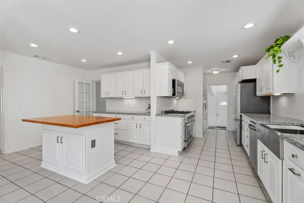 4702 Radnor Avenue, Lakewood, CA 90713 - #1