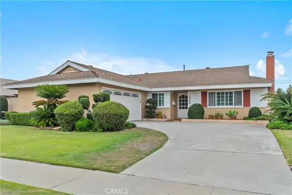 16052 Waltz Circle, Huntington Beach, CA 92649