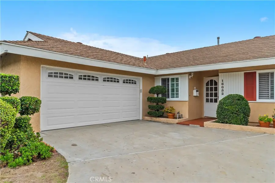 16052 Waltz Circle, Huntington Beach, CA 92649 - #2