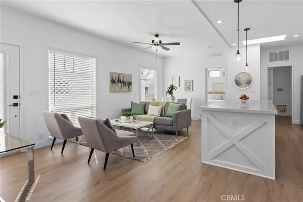 15621 Beach Boulevard #19, Westminster, CA 92683