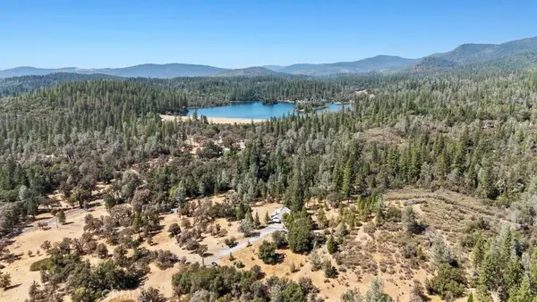 13 Beloved Way, Dobbins, CA 95935