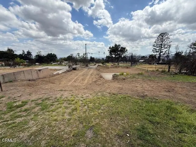 563 E Las Flores Drive, Altadena, CA 91001 - Image #2