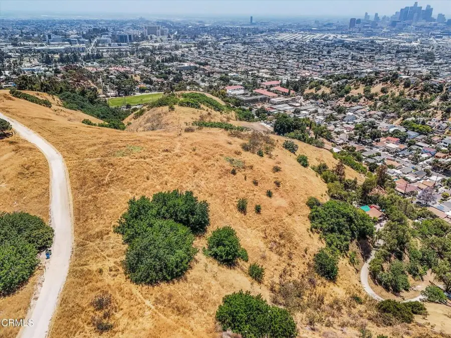 2929 N Amethyst Street, Los Angeles, CA 90032 - #3