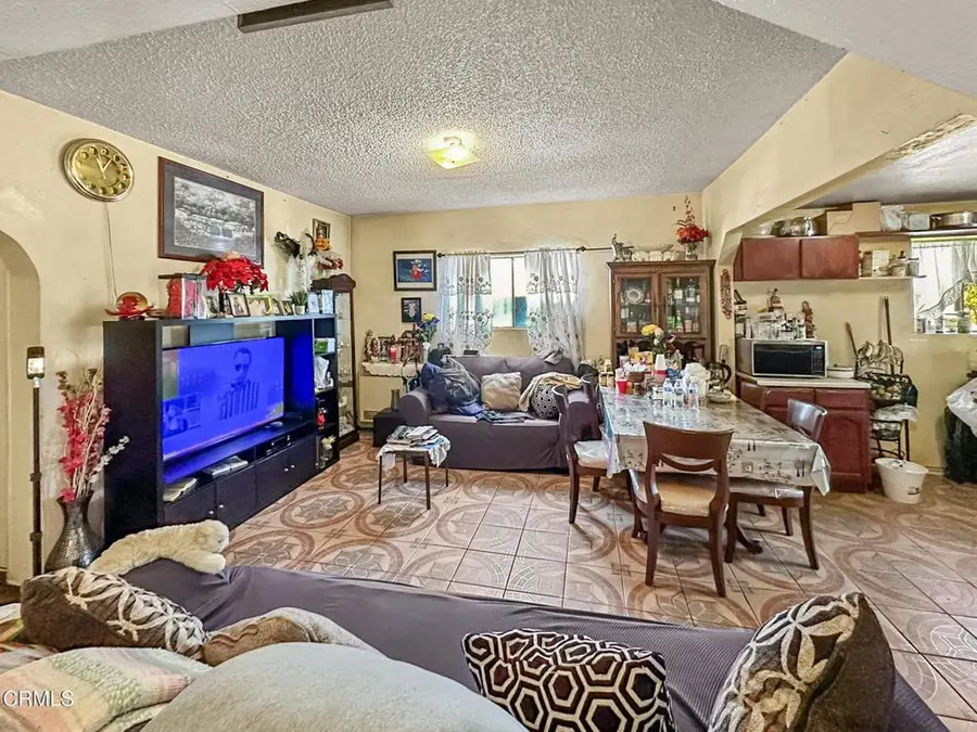 1802 W 49th Street, Los Angeles, CA 90062 - Image #3