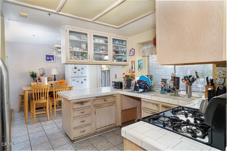 15492 Somerset Court, Fontana, CA 92337 - Image #3