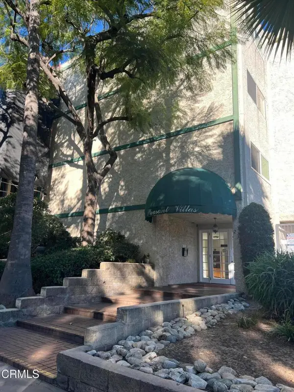 277 Pleasant St Street #201, Pasadena, CA 91101