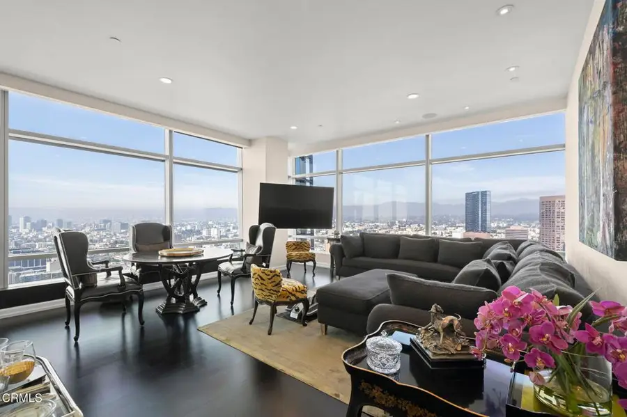 900 W Olympic Boulevard #36J, Los Angeles, CA 90015 - #3