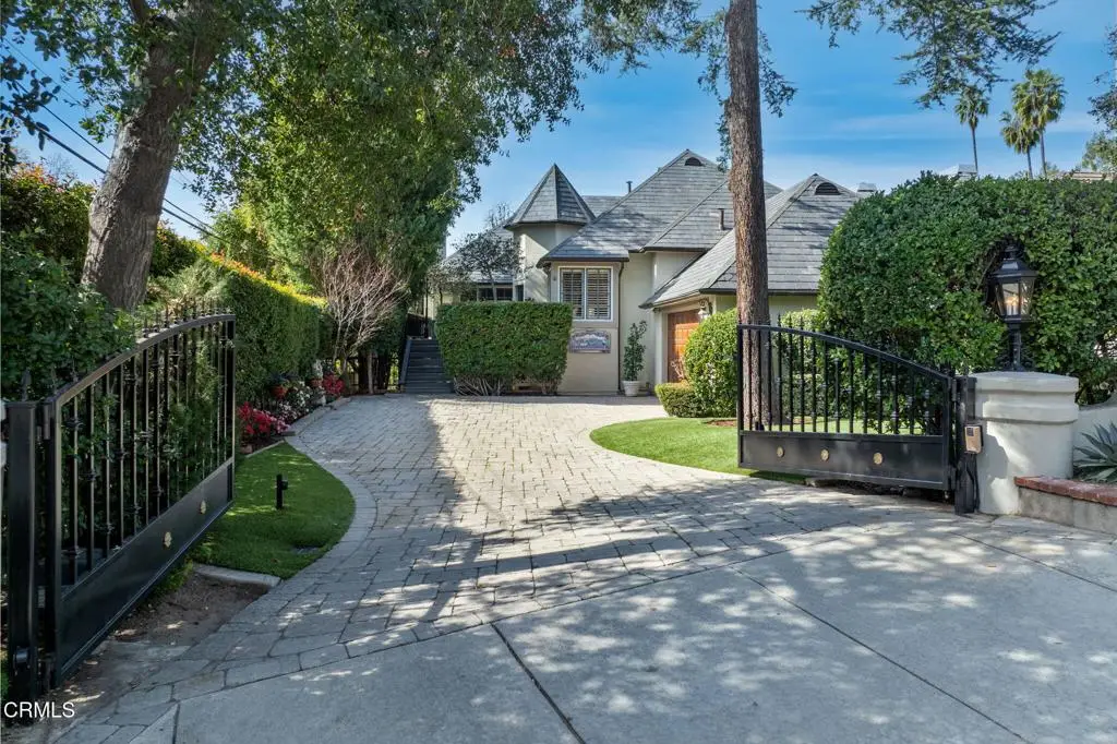 1565 S Oak Knoll Avenue, Pasadena, CA 91108 - Image #1