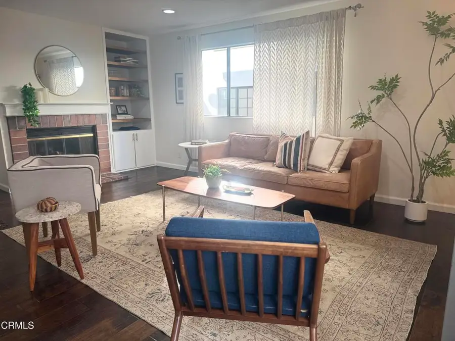 394 S Los Robles Avenue #2, Pasadena, CA 91101 - #3