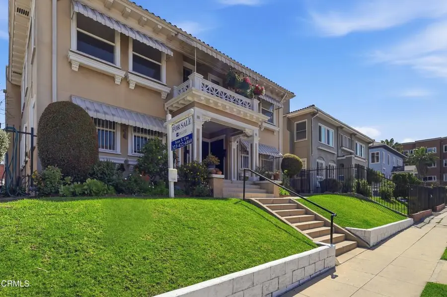 142  148 S Manhattan Place, Los Angeles, CA 90004 - #3