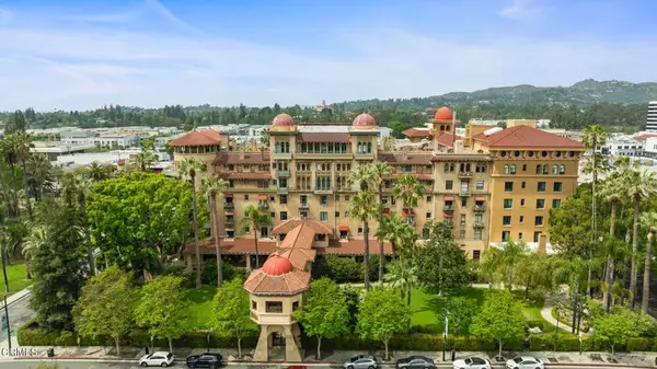 99 S Raymond Avenue #206, Pasadena, CA 91105