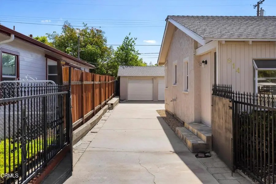 614 N Lemon Avenue, Azusa, CA 91702 - #2