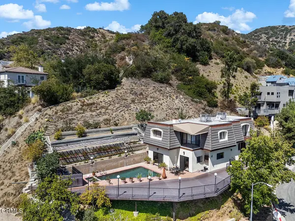 1861 Oakmont Terrace, Glendale, CA 91208