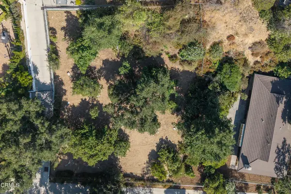 3273 New York Drive, Pasadena, CA 