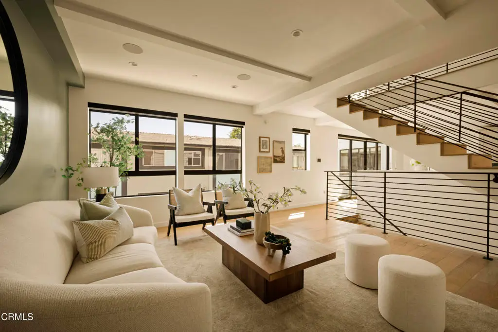 643 1/2 N Hayworth Avenue, Los Angeles, CA 90048 - #1