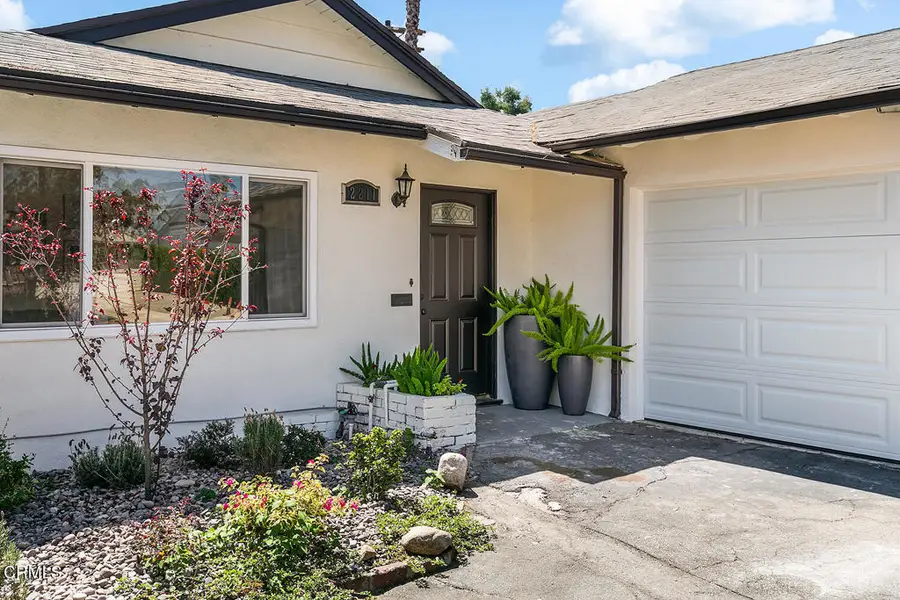2211 1/8 Casitas Avenue, Altadena, CA 91001 - #2
