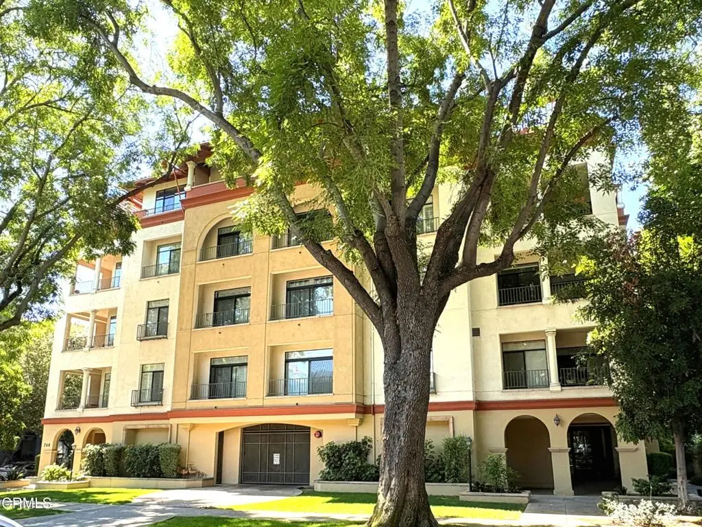 742 Locust #202, Pasadena, CA 91101 - #1