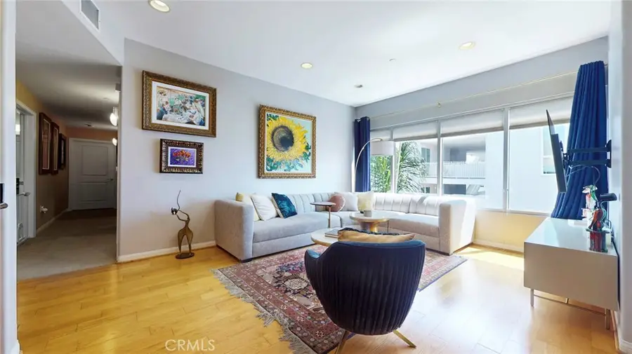 4821 Bakman Avenue #405, North Hollywood, CA 91601 - #3