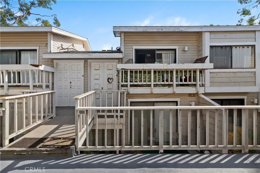 4652 Don Lorenzo #B, Los Angeles, CA 90008 - #2