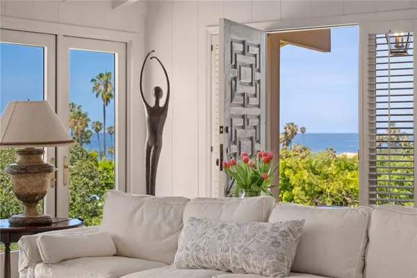 8361 Calle Del Cielo, La Jolla, CA 92037