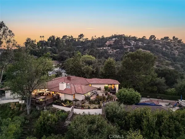 3854 Hampstead Road, La Canada Flintridge, CA 91011