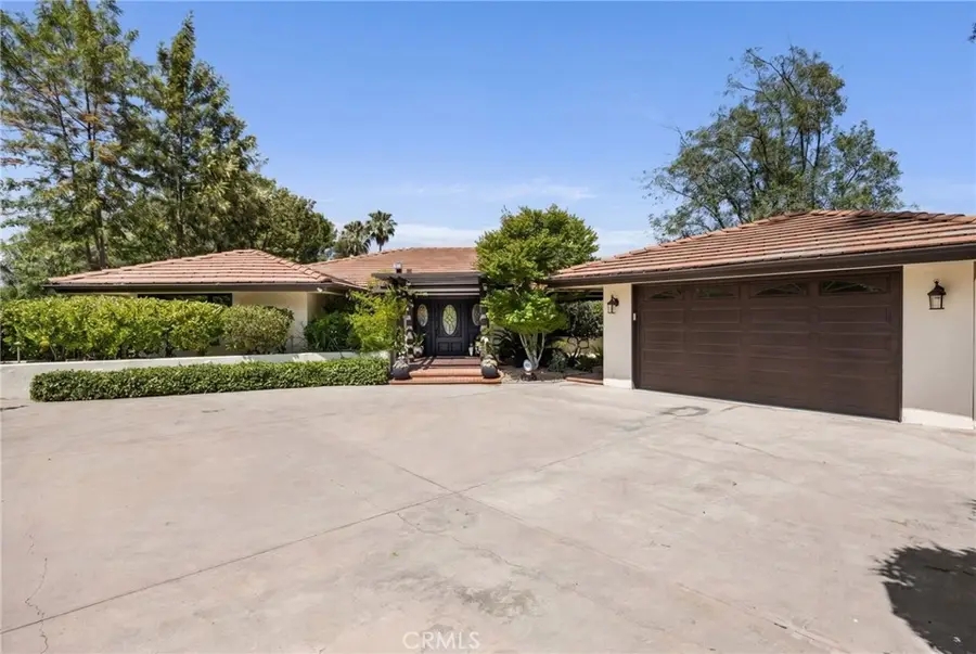 3854 Hampstead Road, La Canada Flintridge, CA 91011 - #2