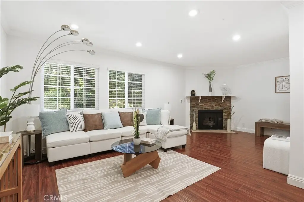 4189 Vineland Avenue #111, Studio City, CA 91602 - #1