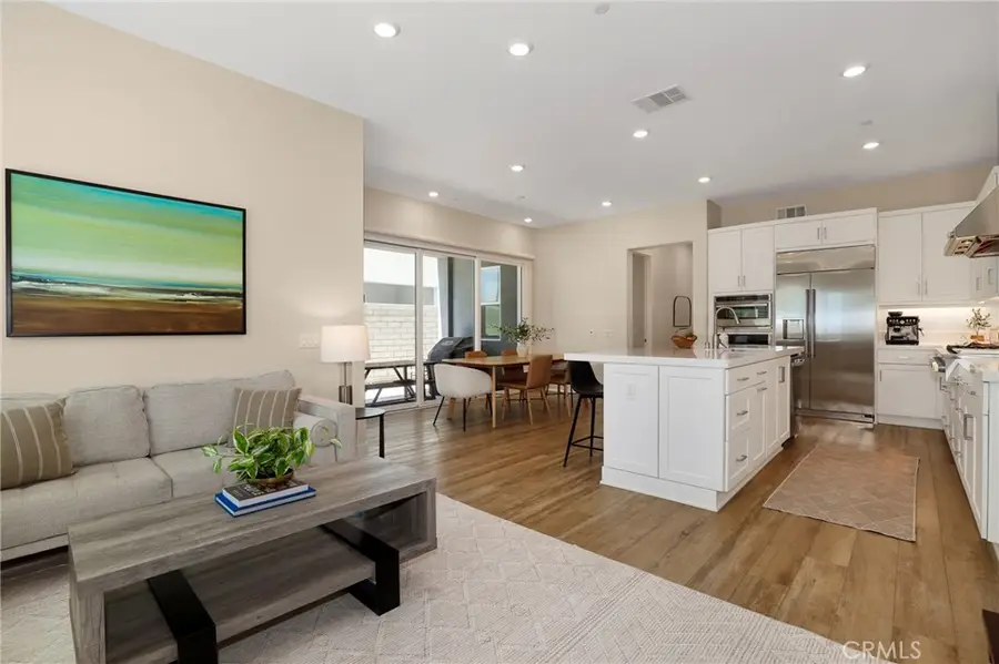 27512 Golden Currant Place, Valencia, CA 91381 - #3