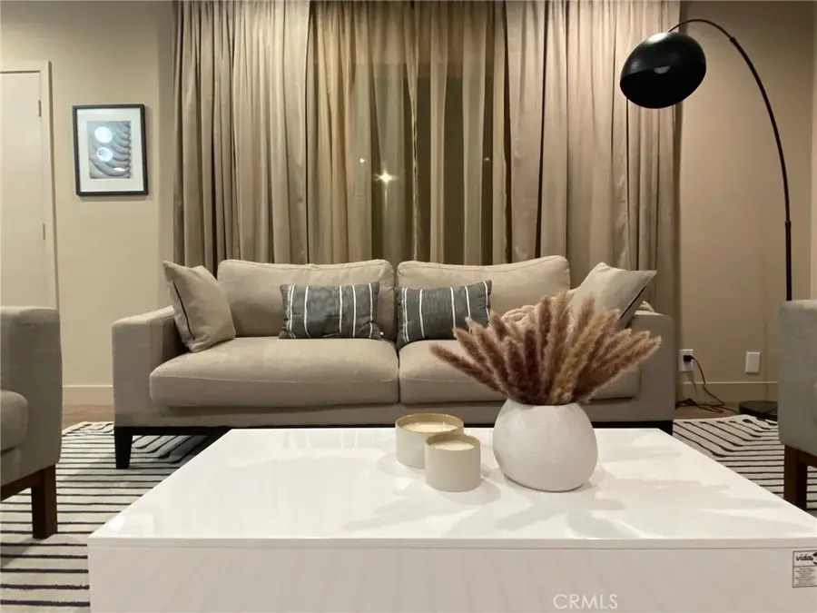 405 W Broadway, Glendale, CA 91204 - #3