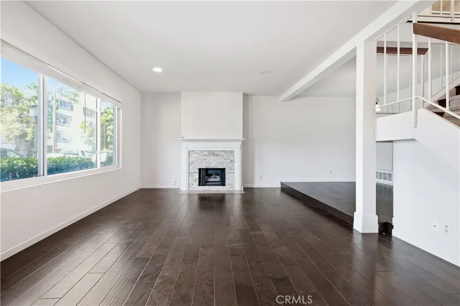 5664 Etiwanda, Tarzana, CA 91356 - #3