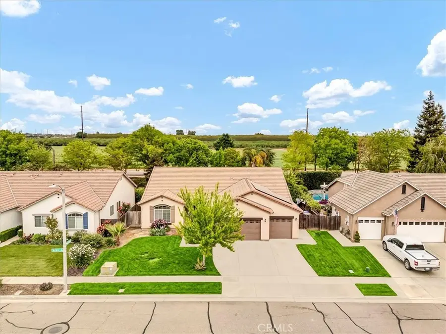 3000 S Arkle Street, Visalia, CA 93292 - Image #2