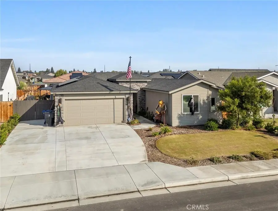 7600 Emerald Green, Bakersfield, CA 93313 - Image #2